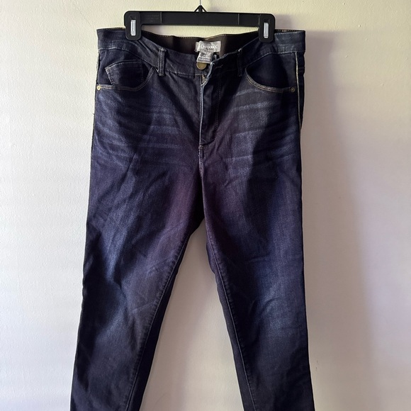 Democracy Women's Ab Solution dark blue wash
size 12 - Picture 2 of 4